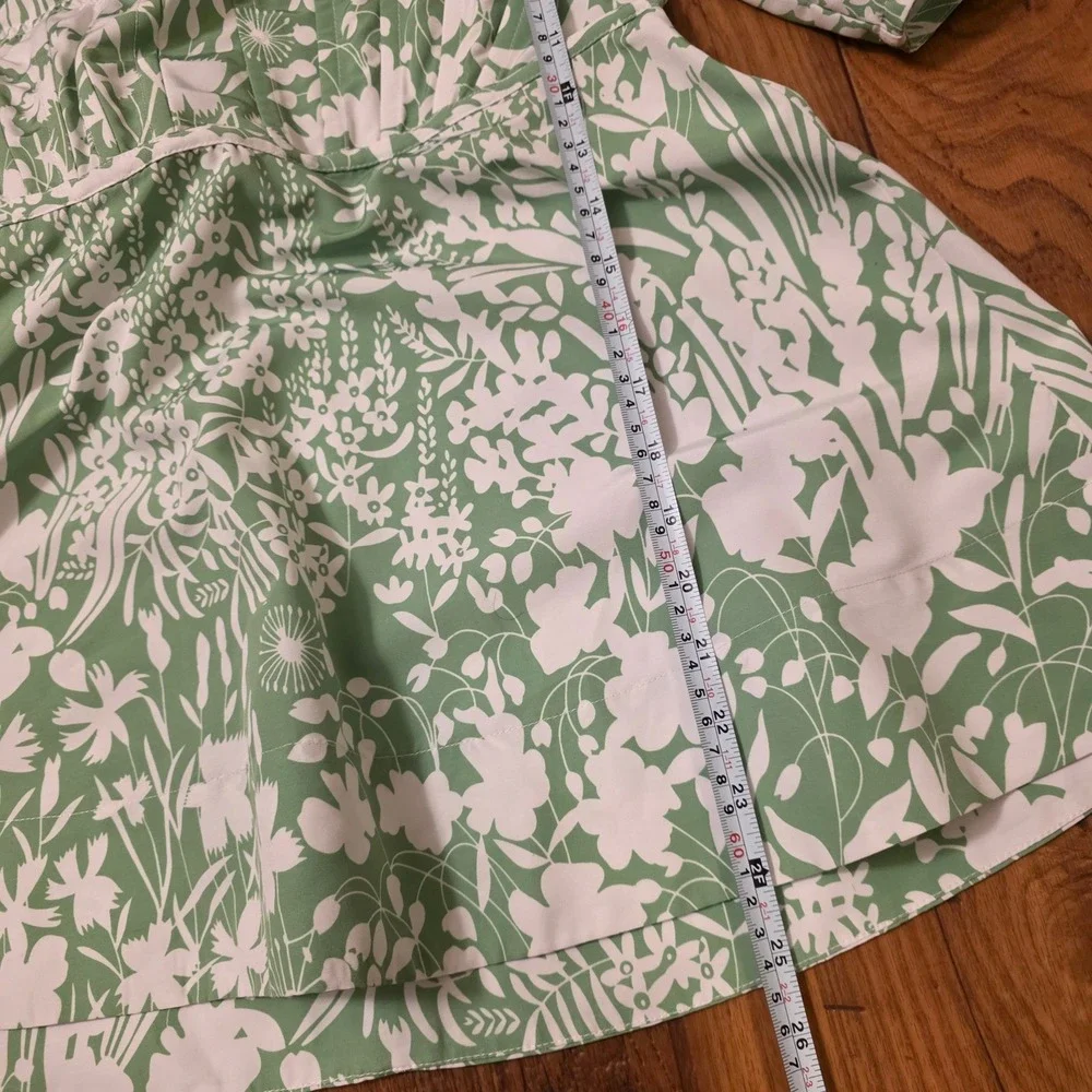 Tuckernuck Green White Floral Puff Sleeve Peplum Blouse‎ Top Small